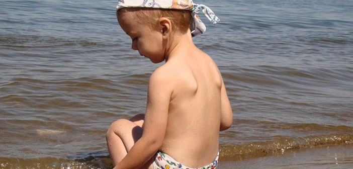How To Choose The Best Sun Screen for Your Child
